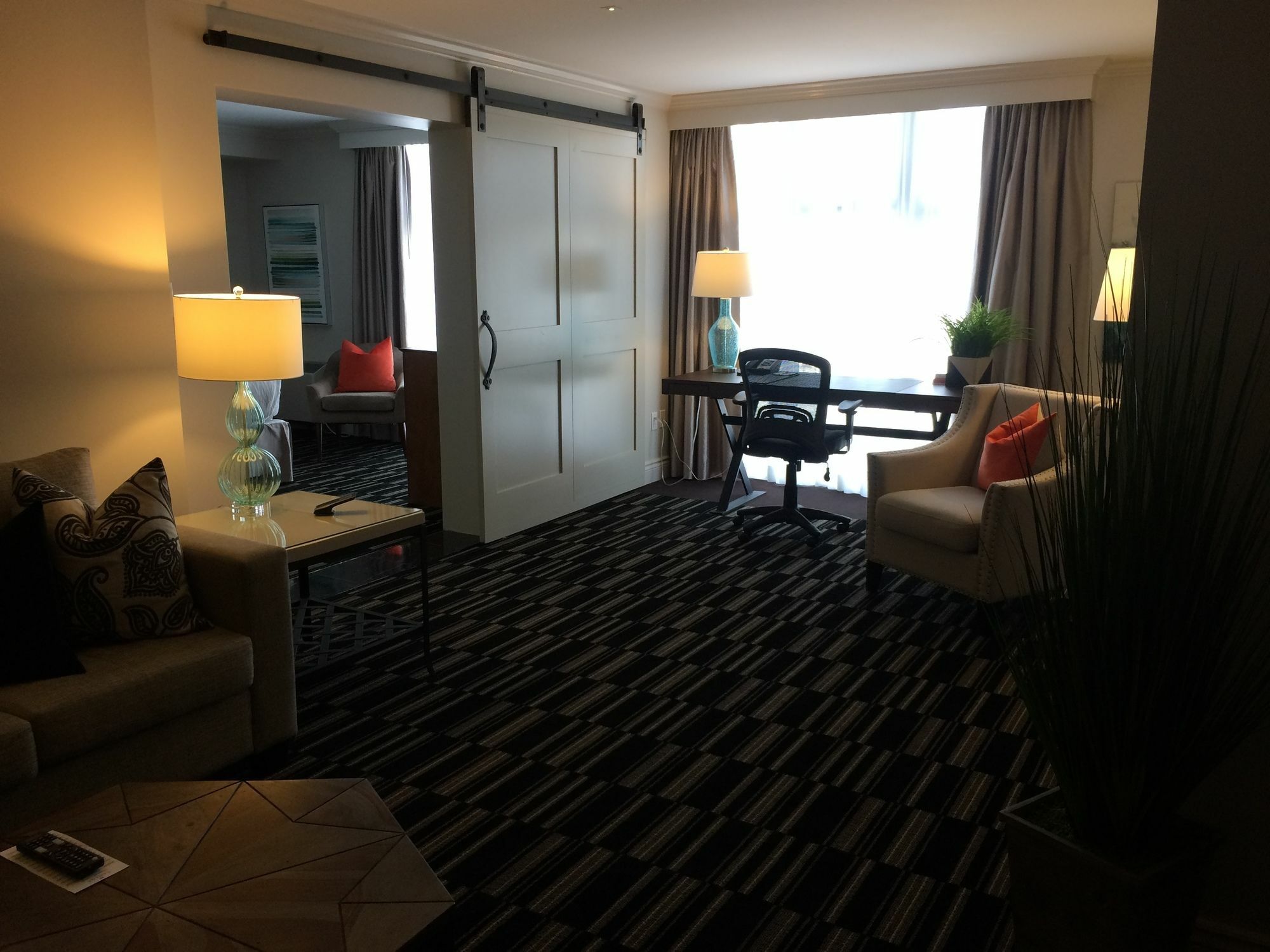 Ramada By Wyndham Cornwall Bagian luar foto